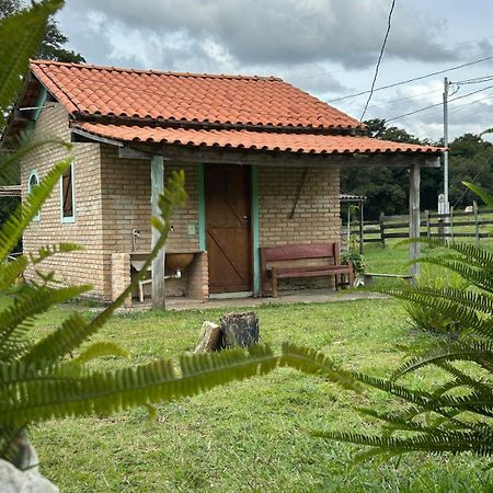 Chales E Camping Taquaral São Tomé das Letras Eksteriør billede
